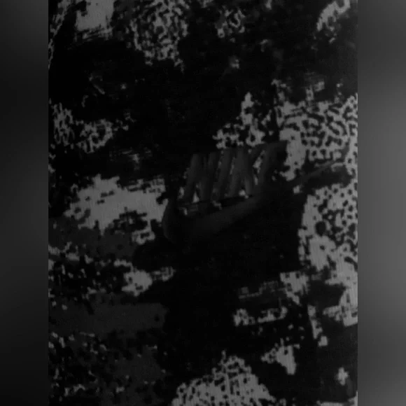 Nike Men’s Black and Gray Patterned Joggers, Medium, NWOT - Picture 11 of 16